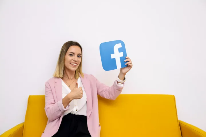 Do Dormitório de Harvard ao Mundo: A Fascinante História do Facebook 4 desfios para o facebook